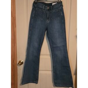 Gap High Rise 70s Flare Jeans Size 6/28 Medium Wash Patch Pocket Retro